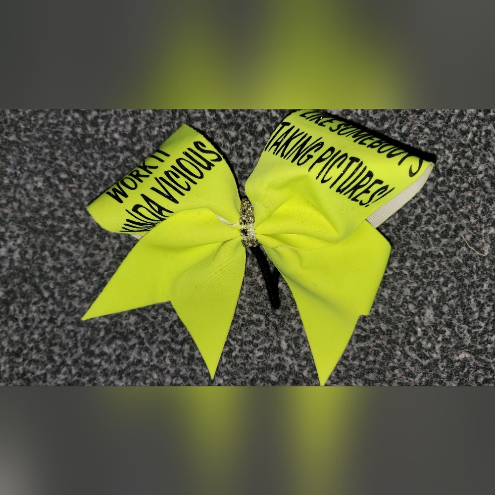 Cheer Bow